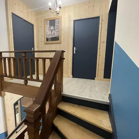 Апартаменты Laudouze Ла-Бурбуль